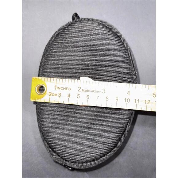 BLACK Beats STUDIO Pro Compatible Hard Case, Beats Dr. Dre STUDIO Pro Headphones - Picture 3 of 9